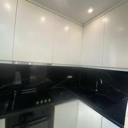 Apartamento Lagja Liri Pran Televizionit Komb Fier